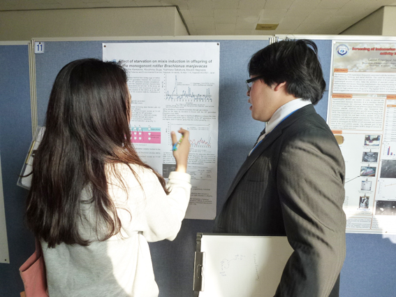 釜慶大学校の共同シンポジウムで行ったポスタープレゼンテーション