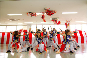 送別会でのよさこい演舞（長崎大学「突風」）