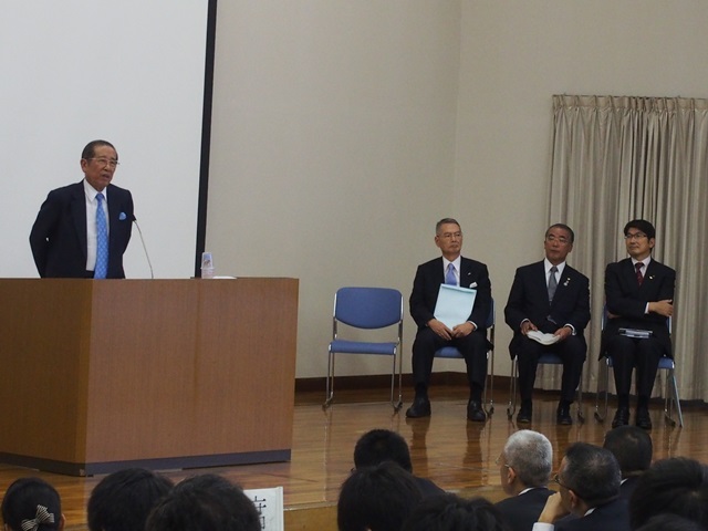 パネリストによるスピーチ