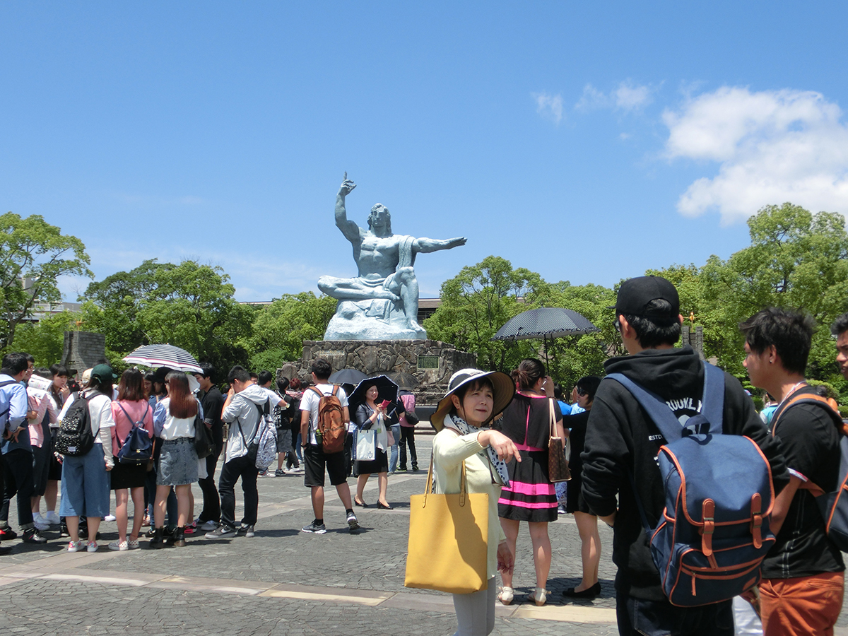 平和公園での見学