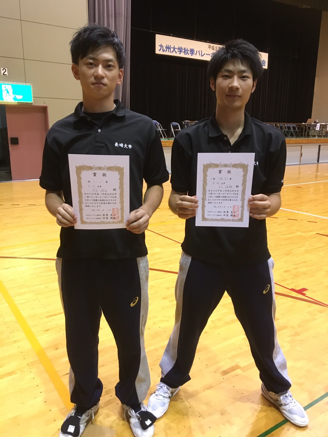個人賞を受賞した木寺さん（左）と木山さん（右）