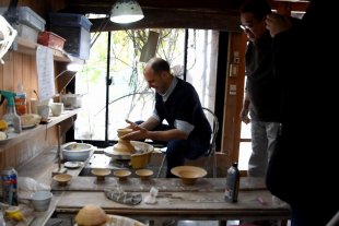 波佐見町中尾山での陶芸（ロクロ）体験