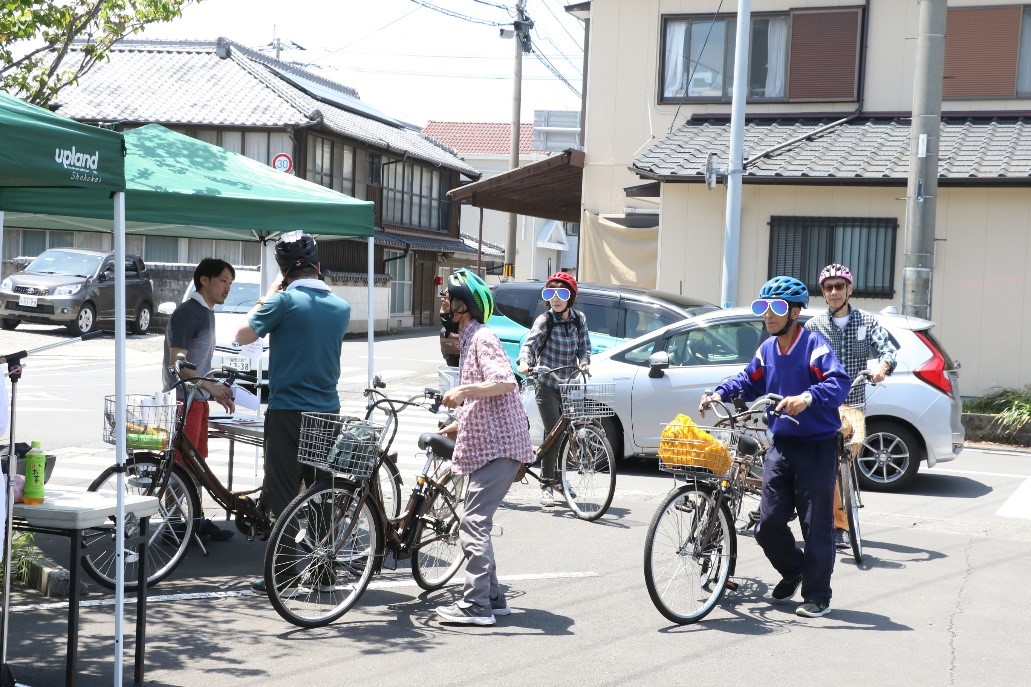 「チャリ巡り」の様子