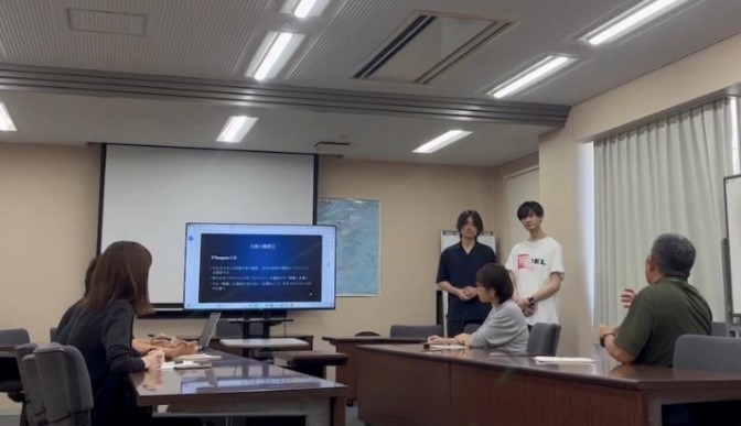 報告会の様子1